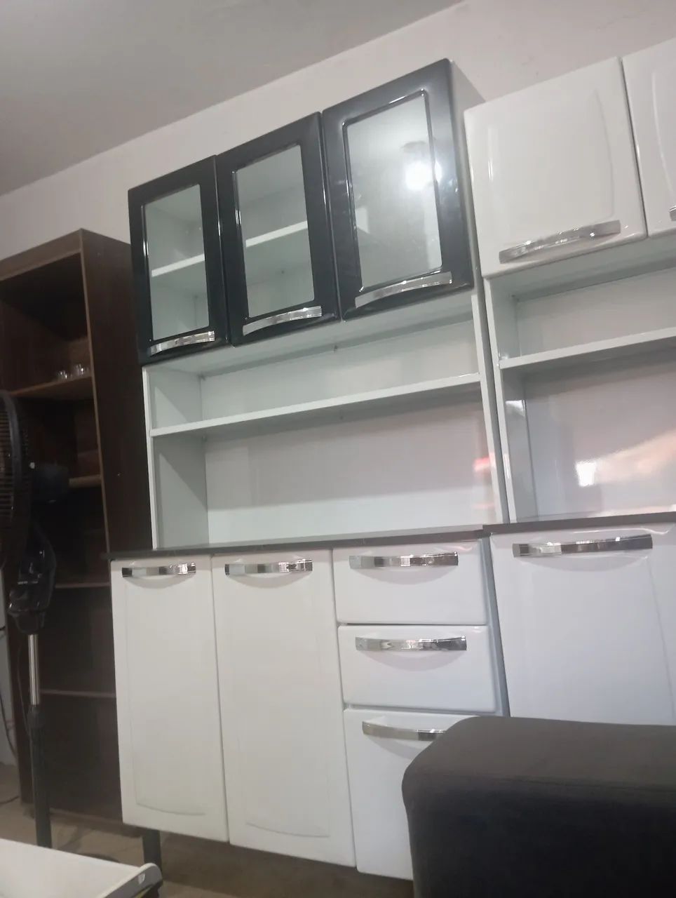 Armários de Cozinha Branco e Preto novo