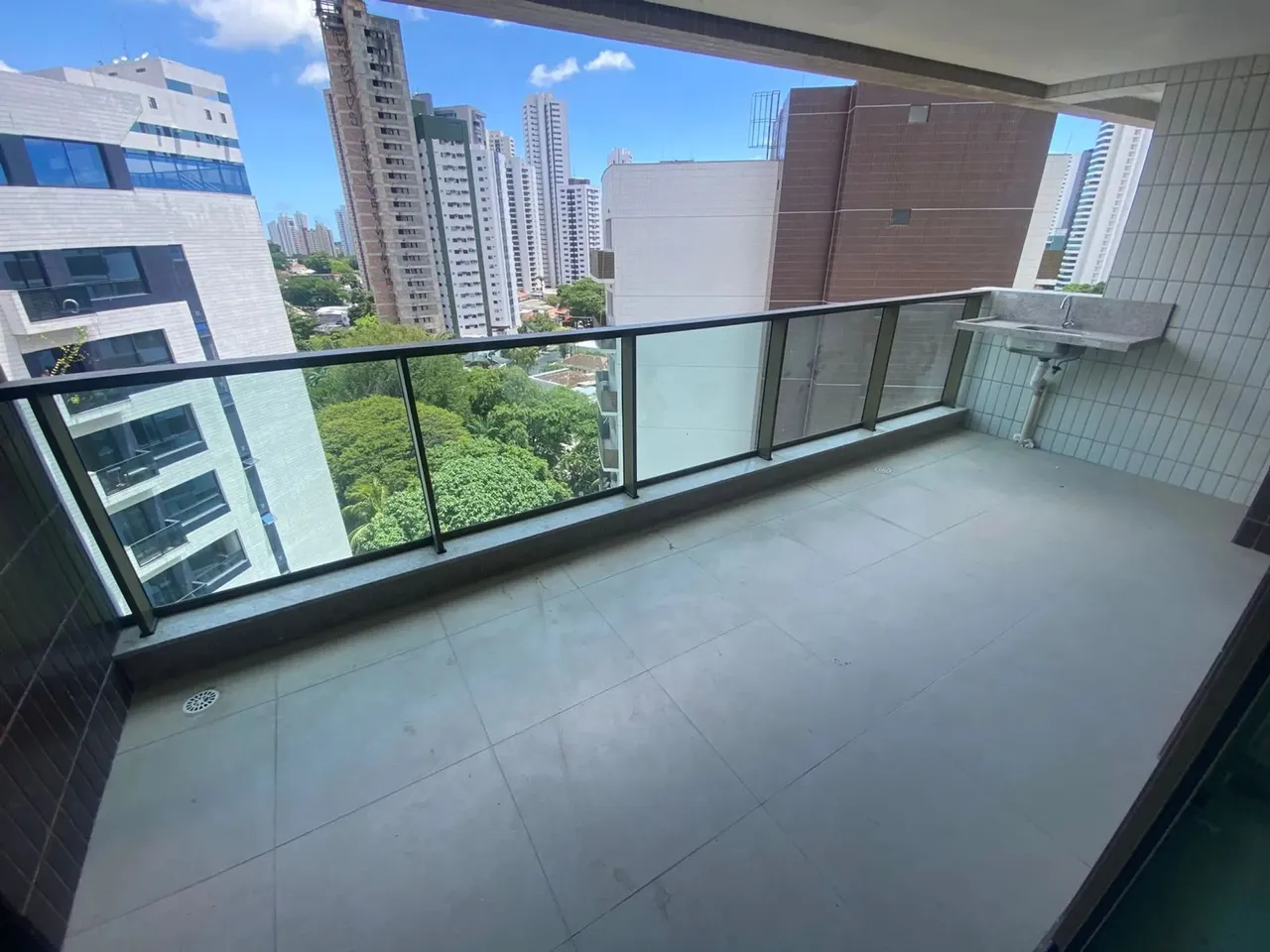 Imóvel para venda possui 135 m 4 quartos 3 suítes em Poço - Recife - PE