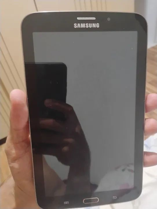 TABLET  TODO BOM, SEM DEFEITO E TRINCO.