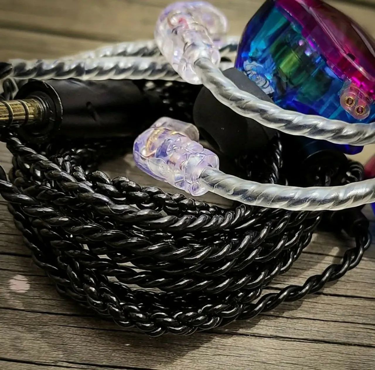 Fone De Ouvido QKZ ZXT / Retorno De Palco - Fones de Ouvido