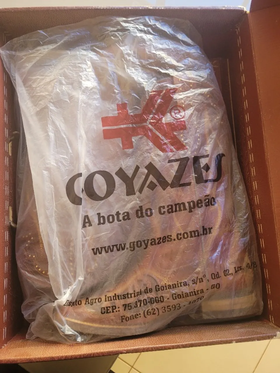 Bota Goyazes número 36 feminino