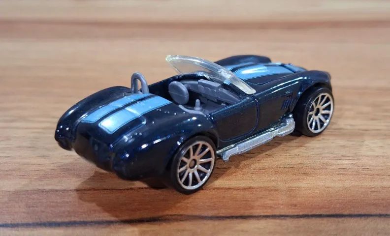 Hot Wheels Shelby Cobra 427 S/C - CODE Cars Series 2007 (Loose) - Foto 4
