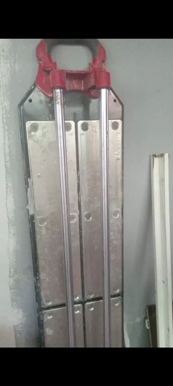 Riscado de cerâmica 