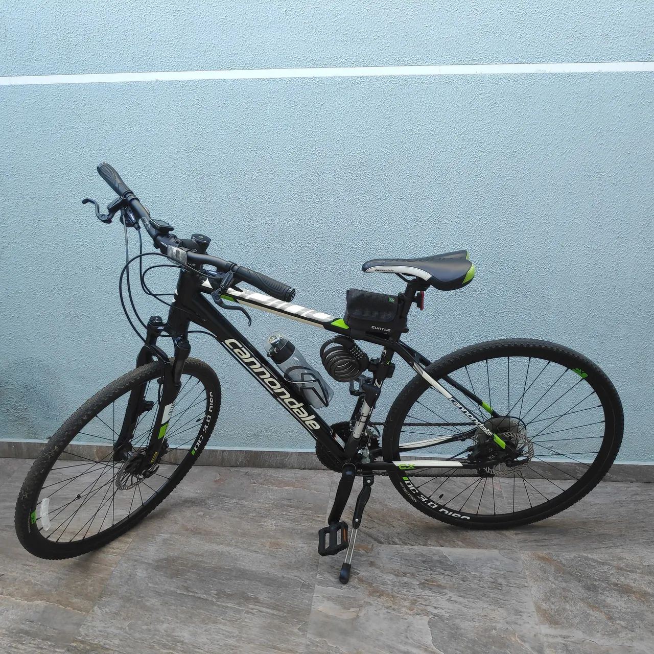 Vendo Bike CANNONDALE QUICK CX3 24V - Ciclismo - Xaxim, Curitiba