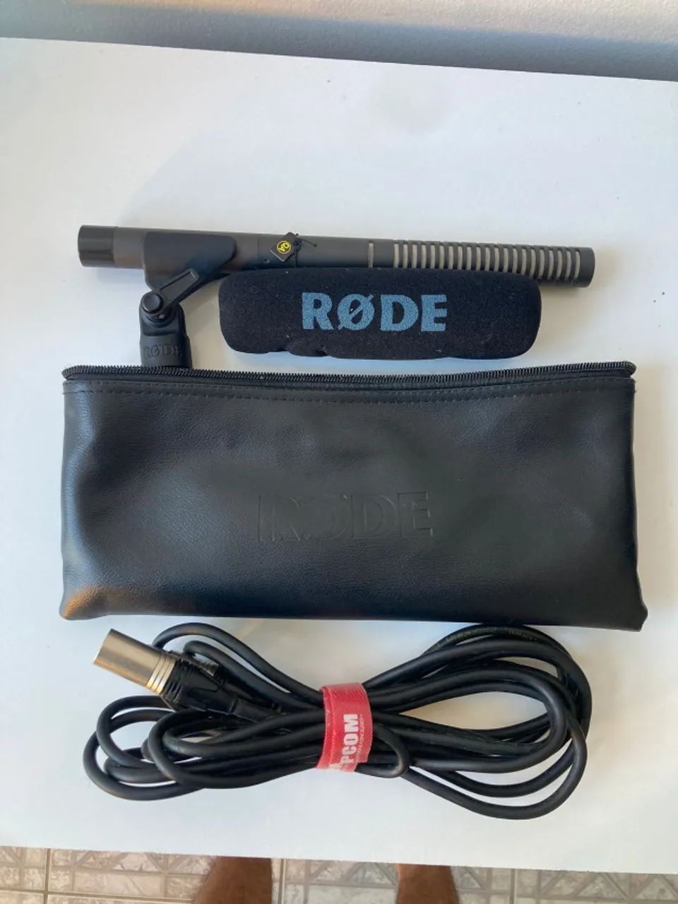 Microfone Rode Ntg2 Condensador Supercardióide Boom Cor Preto (Usado) - Foto 2