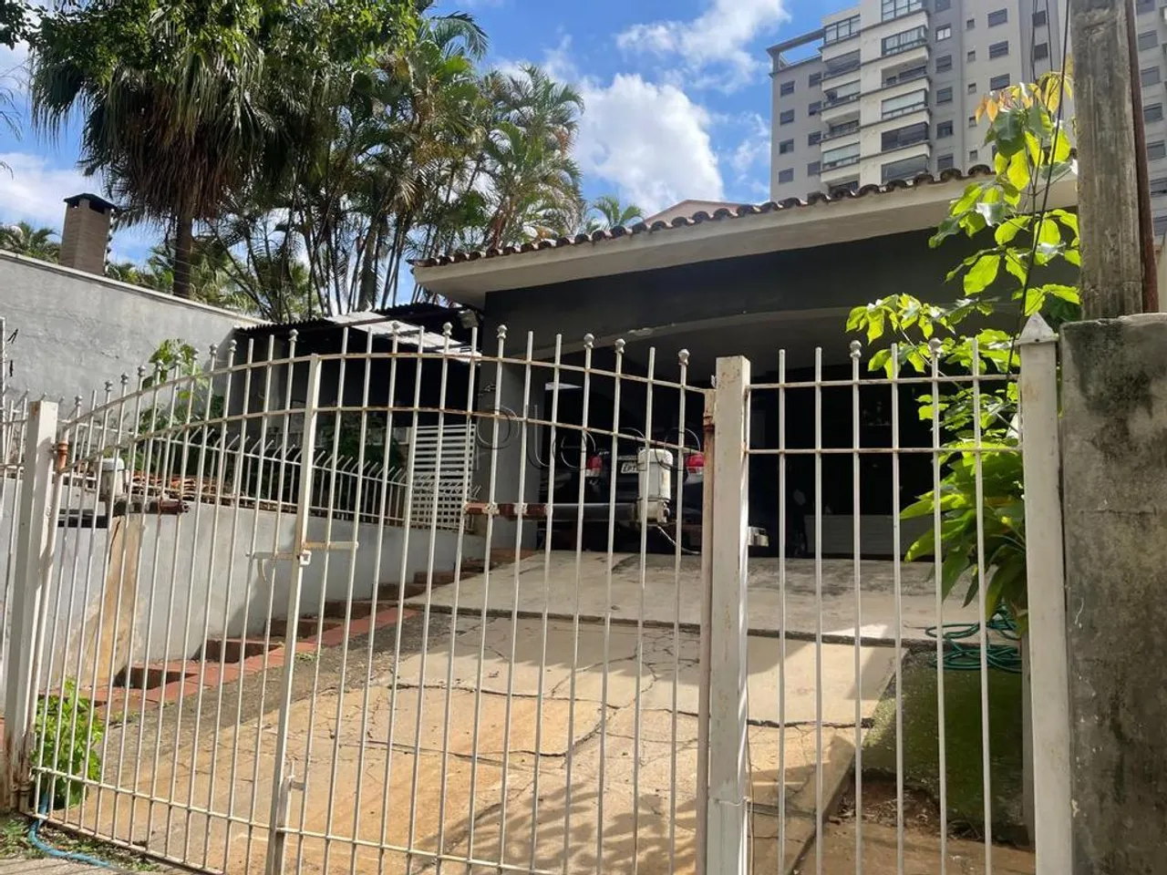 Casa à venda e para alugar em Campinas, Carlos Gomes, com 3 quartos, com 215 m²