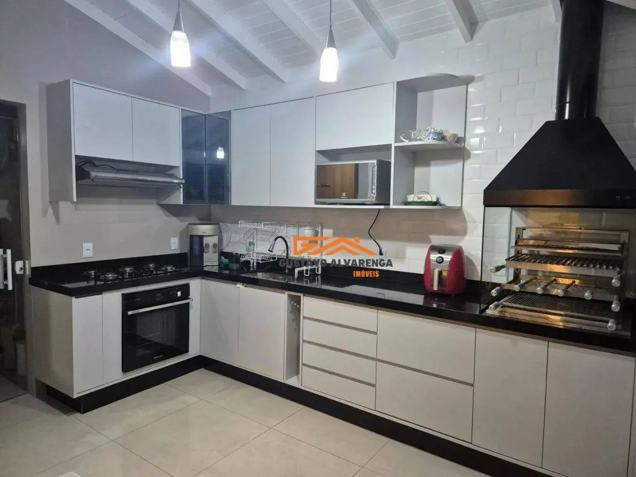 Casa com 3 dormitórios à venda, 95 m² por R$ 950.000 - Parque Rural Fazenda Santa Cândida  - Foto 2