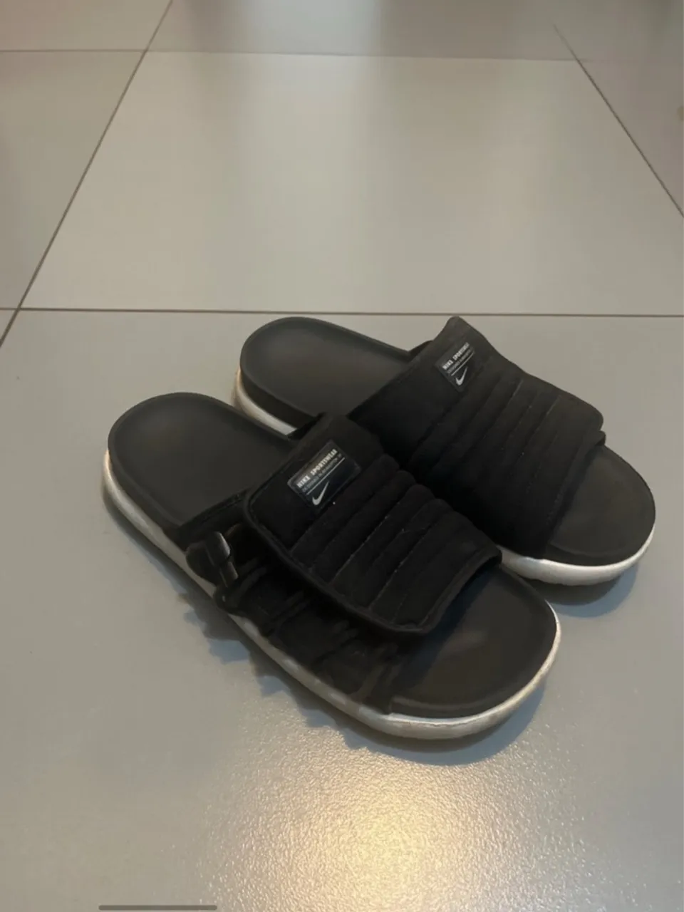 Nike Assuna 2.0