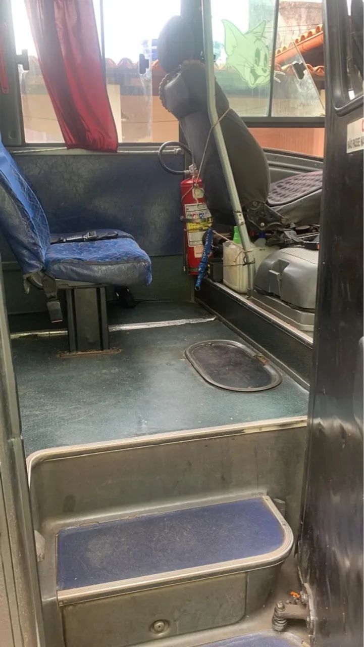 Vendo microônibus volare - Foto 3
