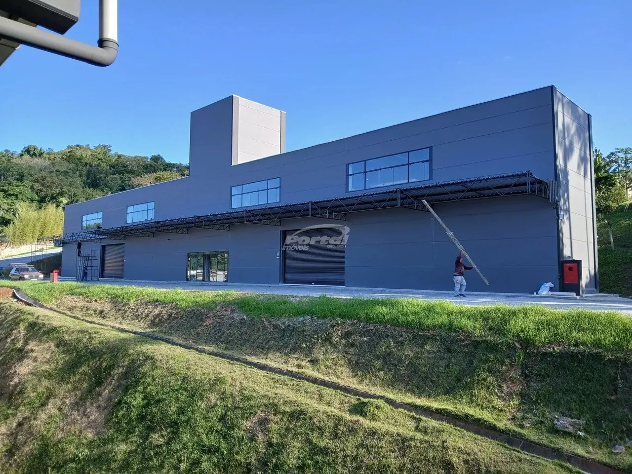 Sala comercial piso superior disponível para locação no bairro Do Salto Blumenau/SC