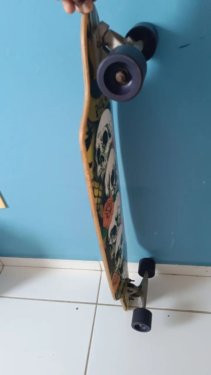 Longboard Maso com Design de Caveiras - Foto 4
