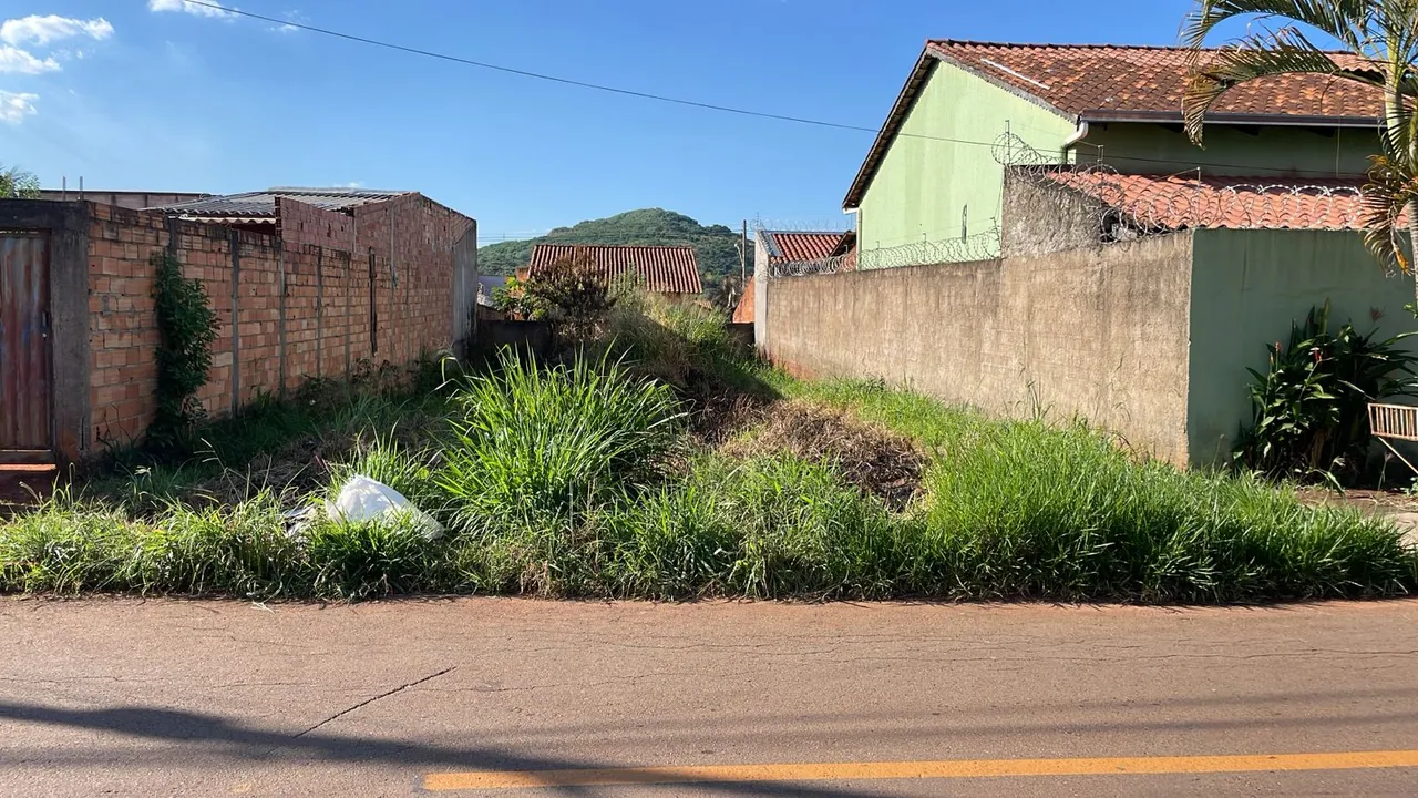 Lote 300,00m² (Asfalto e Agua) Residencial Pilar dos Sonhos