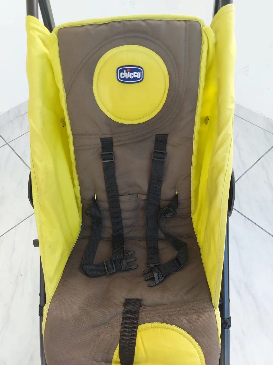 Vende-se Carrinho de Bebê da Chicco Lite Way