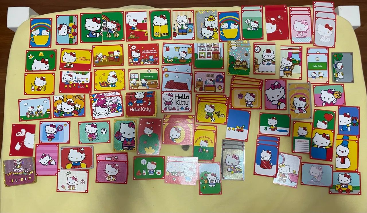 Figurinhas Hello Kitty Álbum (DESCRIÇÃO!) - Hobbies e coleções