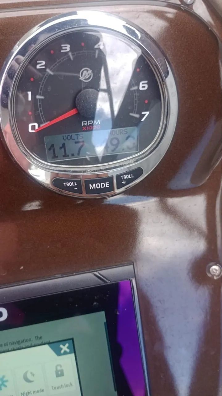 TRITON 300 SPORT + MONTAGEM DE SÉRIE + MERCRUISER 6.2L 300HP + ACESSÓRIOS - Foto 4