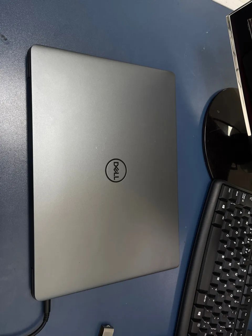 Notebook Dell vostro i5 8gen 8gb ssd m2 placa de video - Foto 5