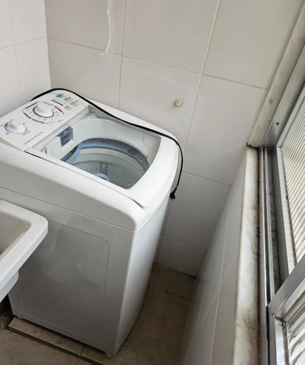 Máquina de lavar Electrolux 8Kg R$ 600,00