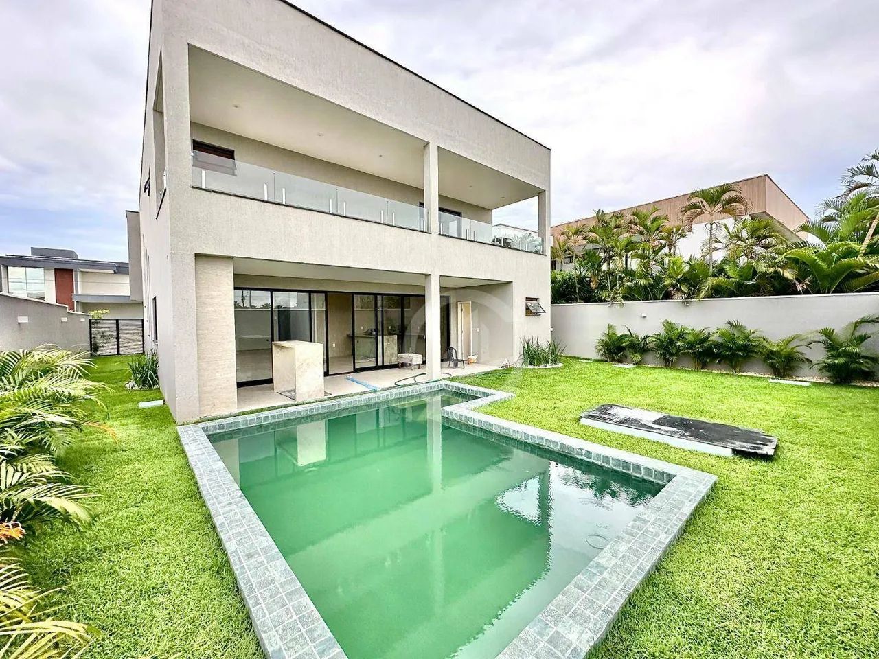 Cidade Alpha com 5 dormitórios à venda, 350 m² por R$ 2.990.000,00 - Cidade Alpha - Eusébi - Foto 3