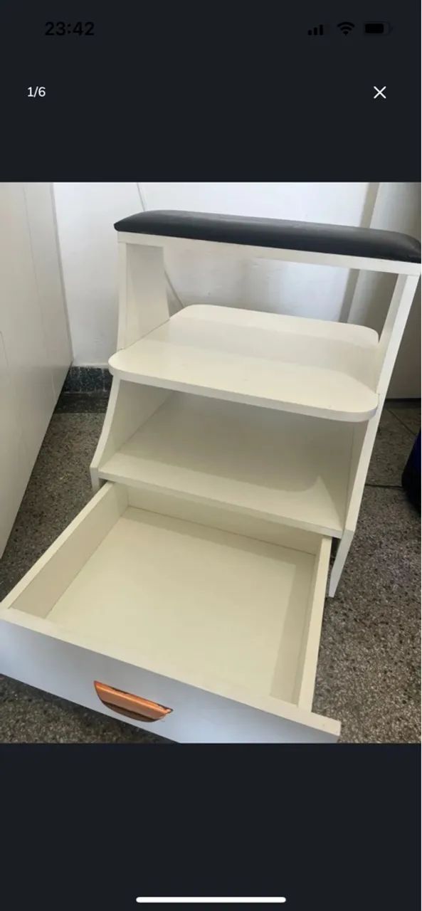 Móvel Branco com Gaveta pra plástica dos pés  - Foto 2