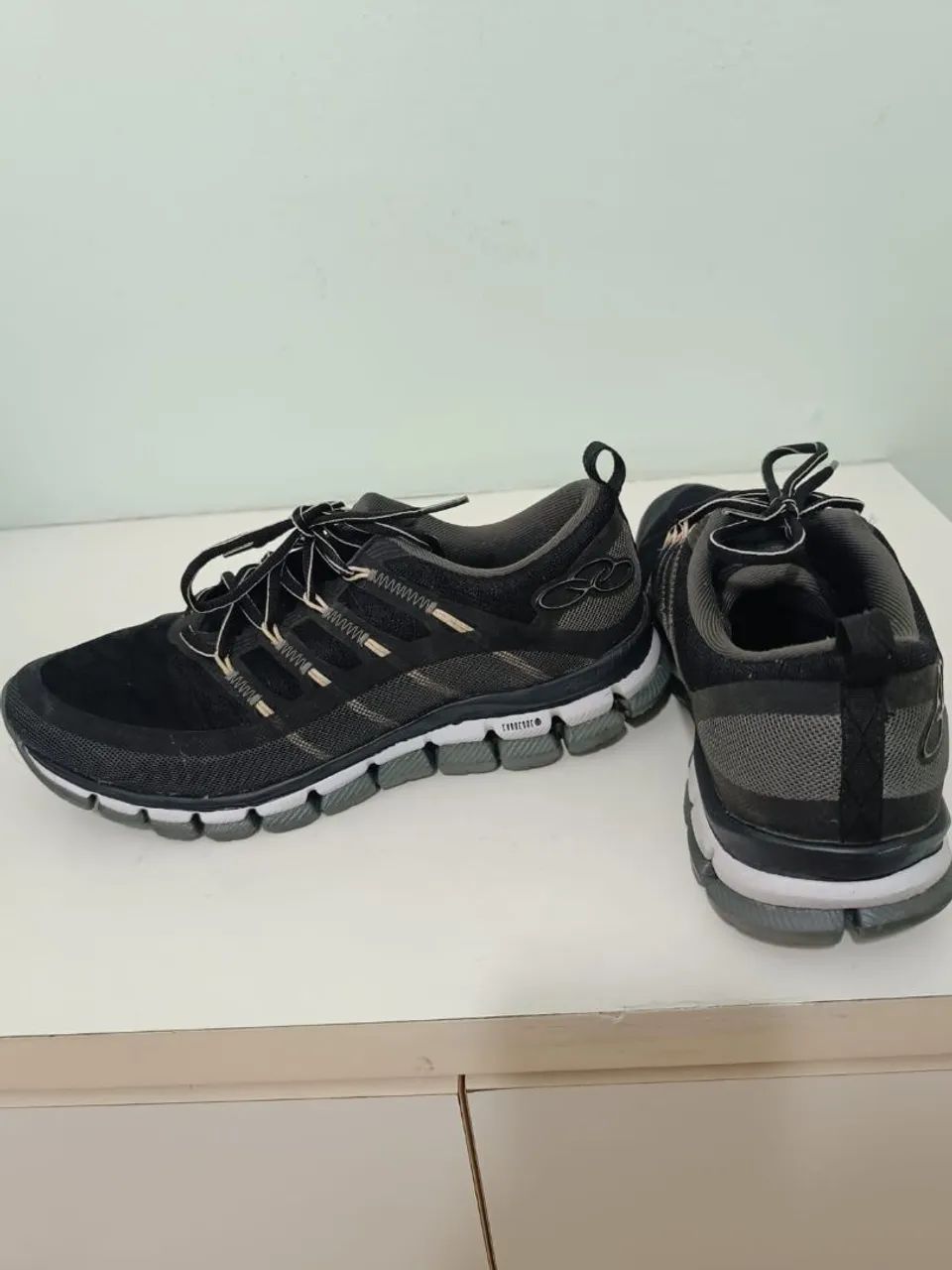 Olympikus Sneakers to Take Home!