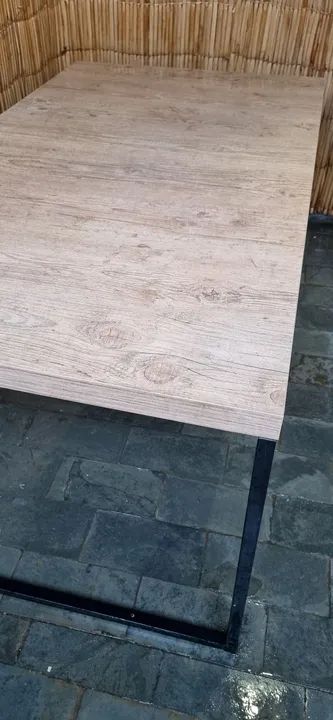 Mesa de jantar, estilo industrial marca ETNA - Foto 3