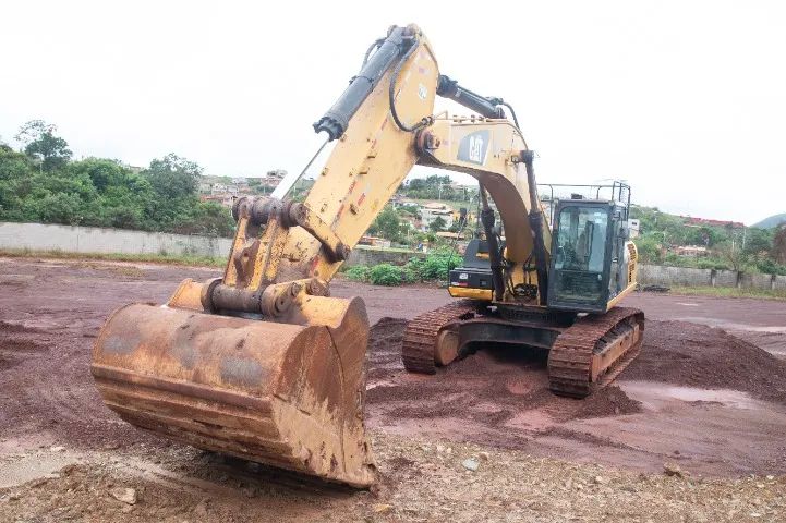 Escavadeira Caterpillar 35T - 336D2L - Foto 2