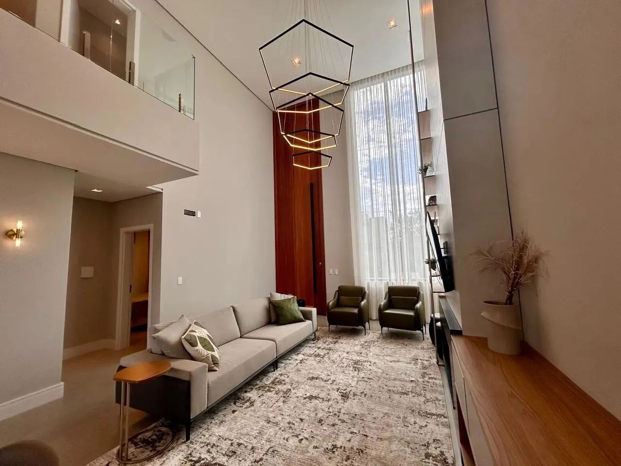 Sobrado frente Norte em alvenaria à venda no Condomínio Sunset 226,34m² área privativa. - Foto 3