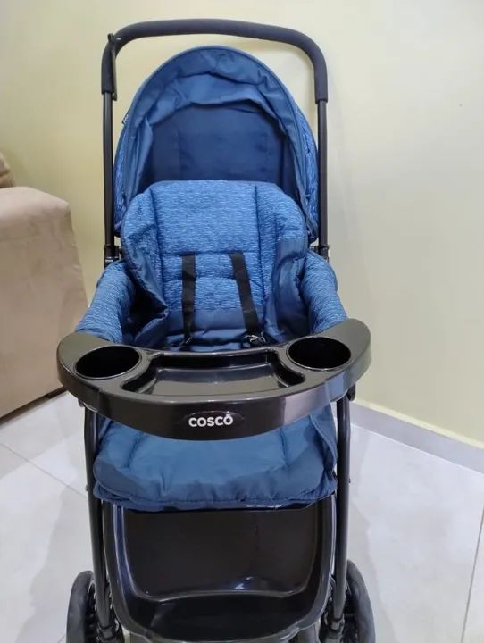 Carrinho de bebê+ bebê conforto Cosco  azul - Foto 4