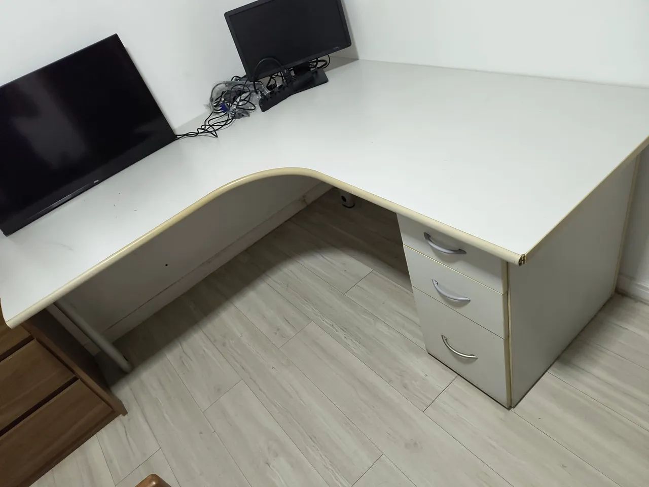 Mesa de escritorio 64651438748035120