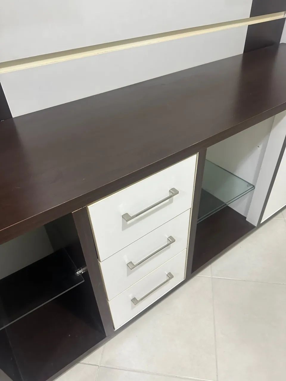 Painel para TV com Rack e Gavetas  - Foto 3