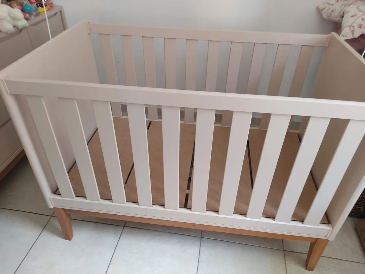 Berço com design clean