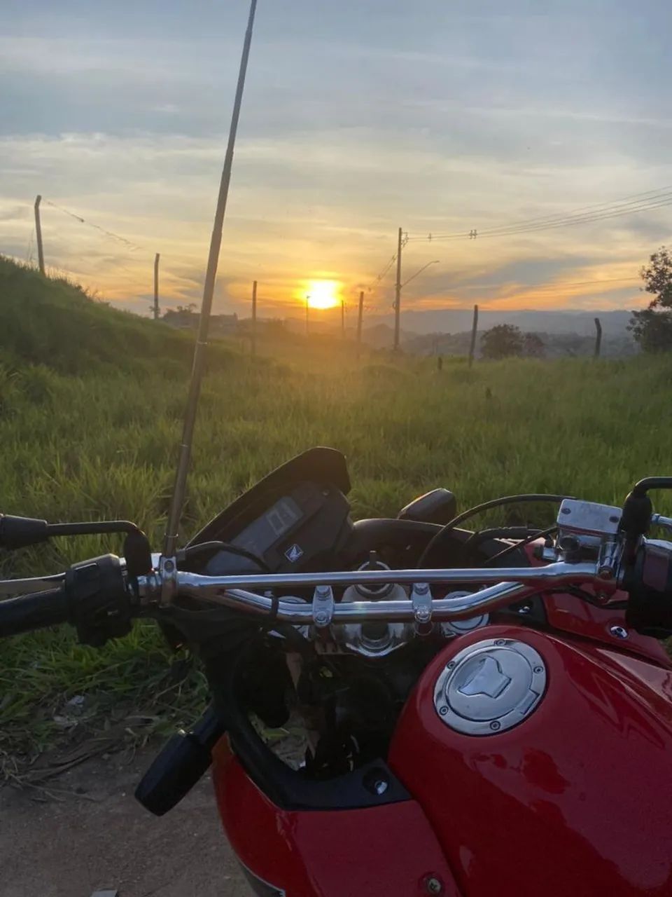 CROMO EM ALGUMAS PEÇAS/ MESA/ PEDALEIRA/QUADRO ELASTICO/ ESCAPAMENTO - Foto 3