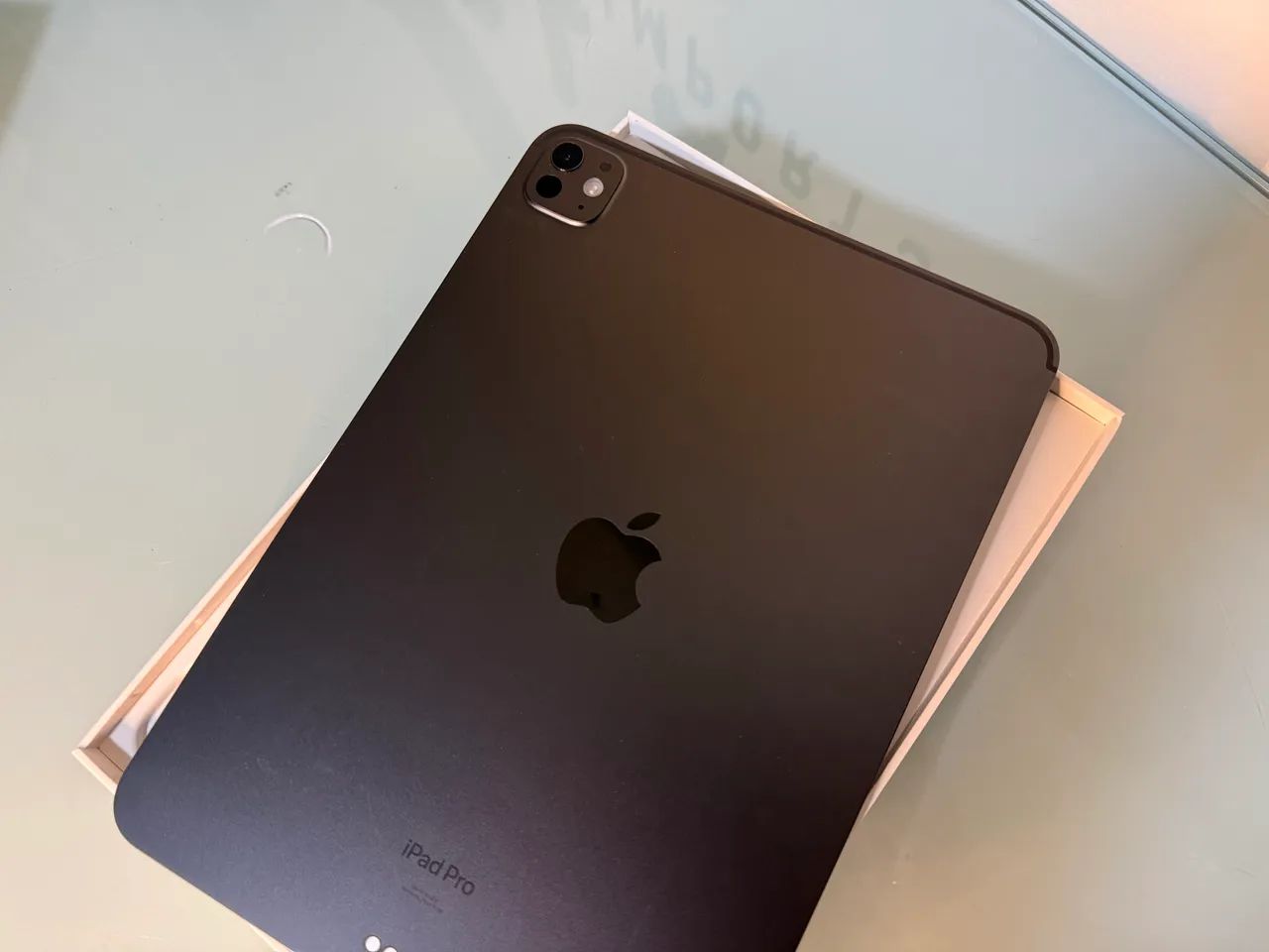 Ipad Pro 11-inch M4 Wifi (256GB) - Estado de Zero, Seminovo ?