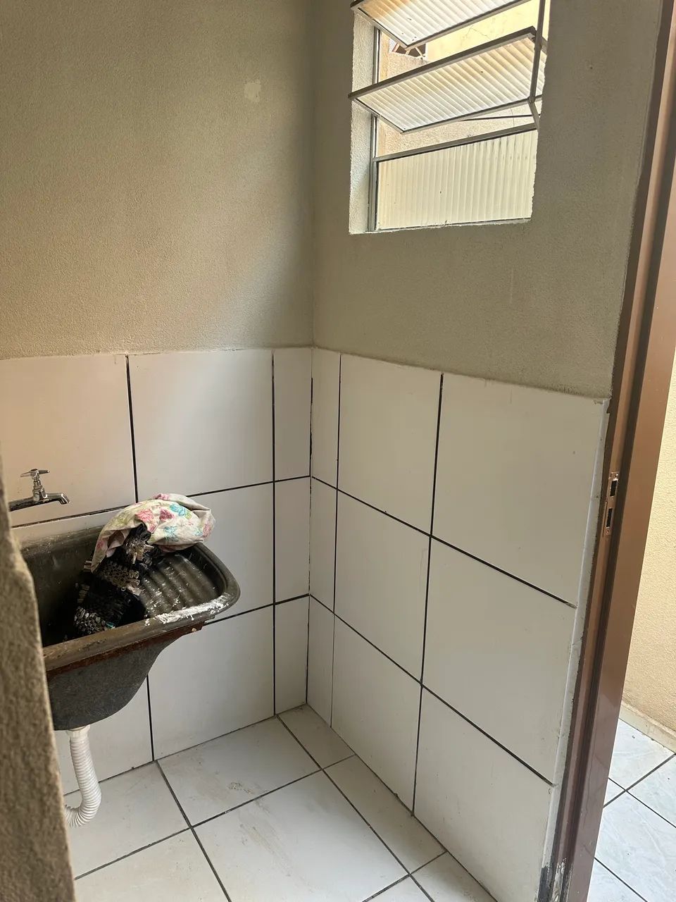 Quitinete 2 quartos mobiliada ótima localização - Foto 11