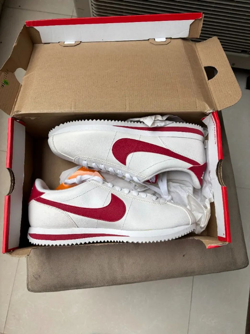 Nike Cortez Basic SL GS White Gym Red tamanho 40 - Foto 2