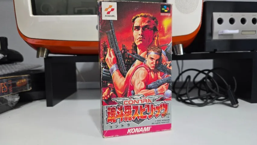 Jogo Contra III: The Alien Wars na caixa Super Famicom SNES Super Nintendo (sem manual)