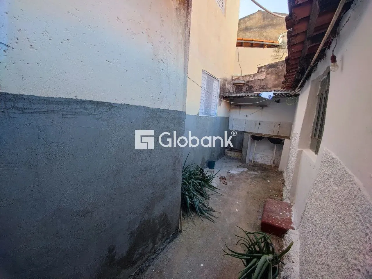 Apartamento para Alugar em Centro com 55m², 2 Quarto(s).