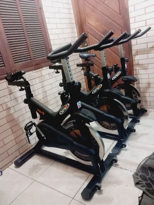 Bicicleta spinning Profissional RODA 20KG "ENTREGO/ACEITO CARTAO - Foto 2