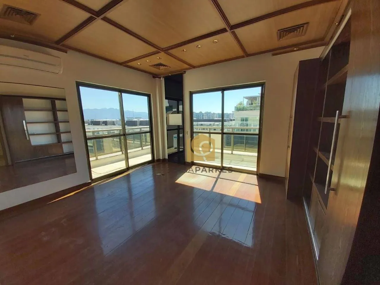 Barra da Tijuca - Sala Cobertura Exclusiva no Condomínio Le Monde