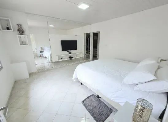 Balneário do Estreito ampla residência próximo ao Fórum. - Foto 3