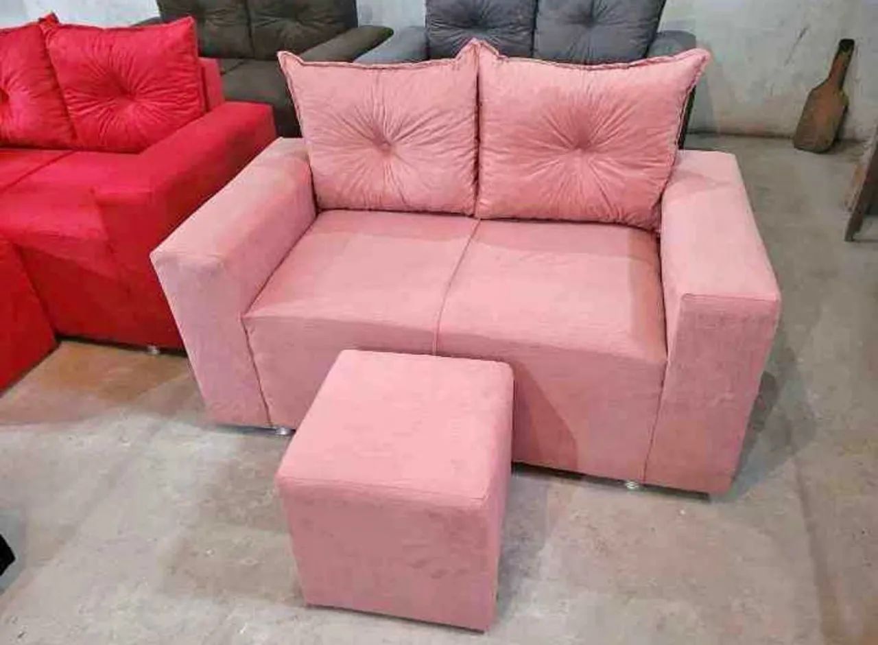 2 lugares com PUFF sofás novos  - Foto 2