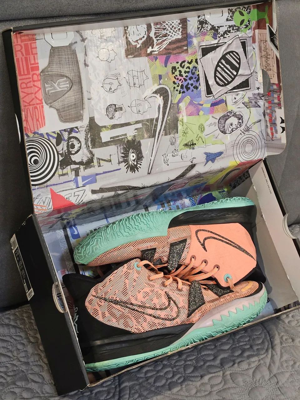 Kyrie 7 Play for the Future BR46 em bom estado - Foto 5