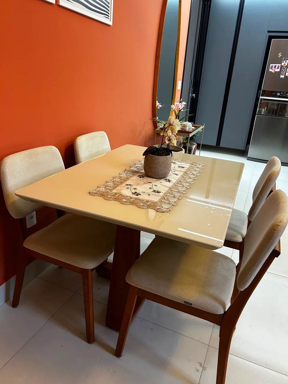 Conjunto Mesa de Jantar com 4 Cadeiras - Foto 2