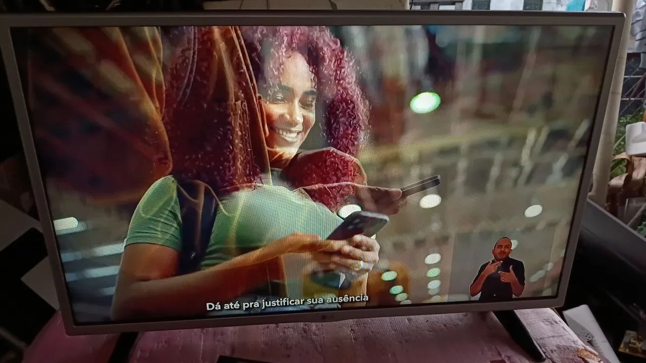 TV LG 32 smart wi-fi só 569 - Foto 4