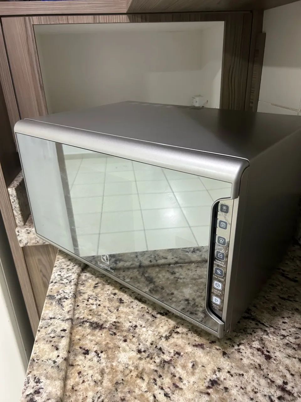 Microondas Eletrolux 31L - Foto 2