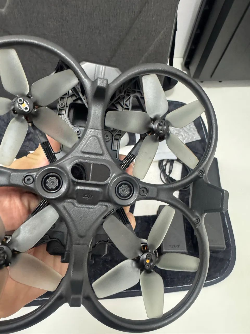 Dji Avata 1 combo  - Foto 5