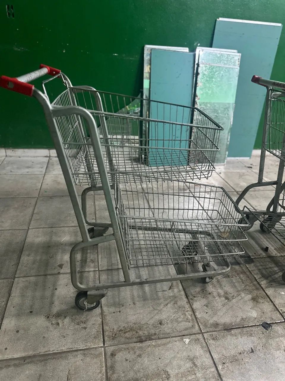 Carrinhos de supermercados  - Foto 2