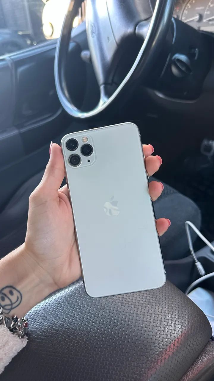 iphone 11 pro max 85% bateria - Foto 2
