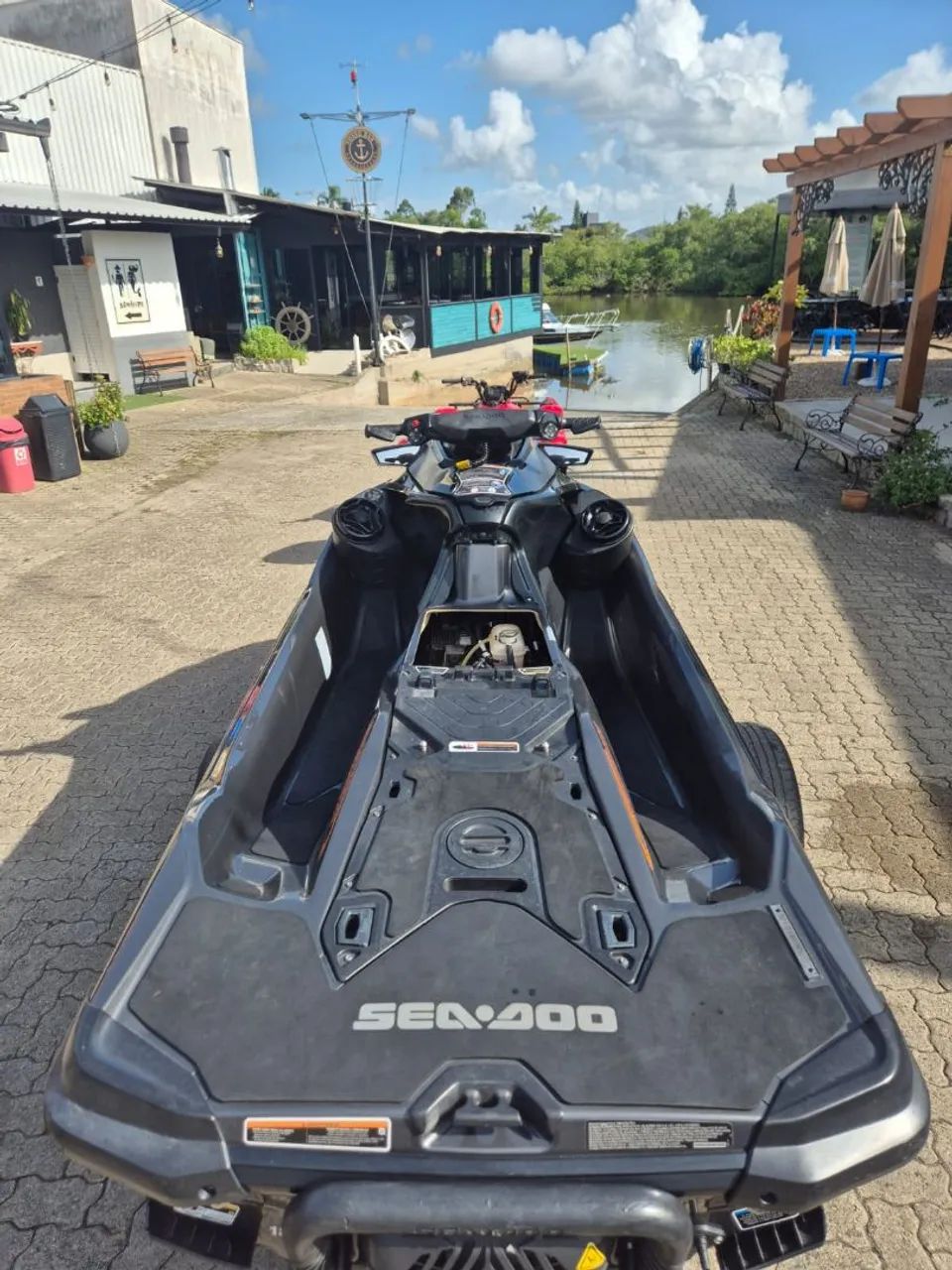 VENDO JET SKY SEA-DOO GTX170 2022 com 242 horas - Barcos e