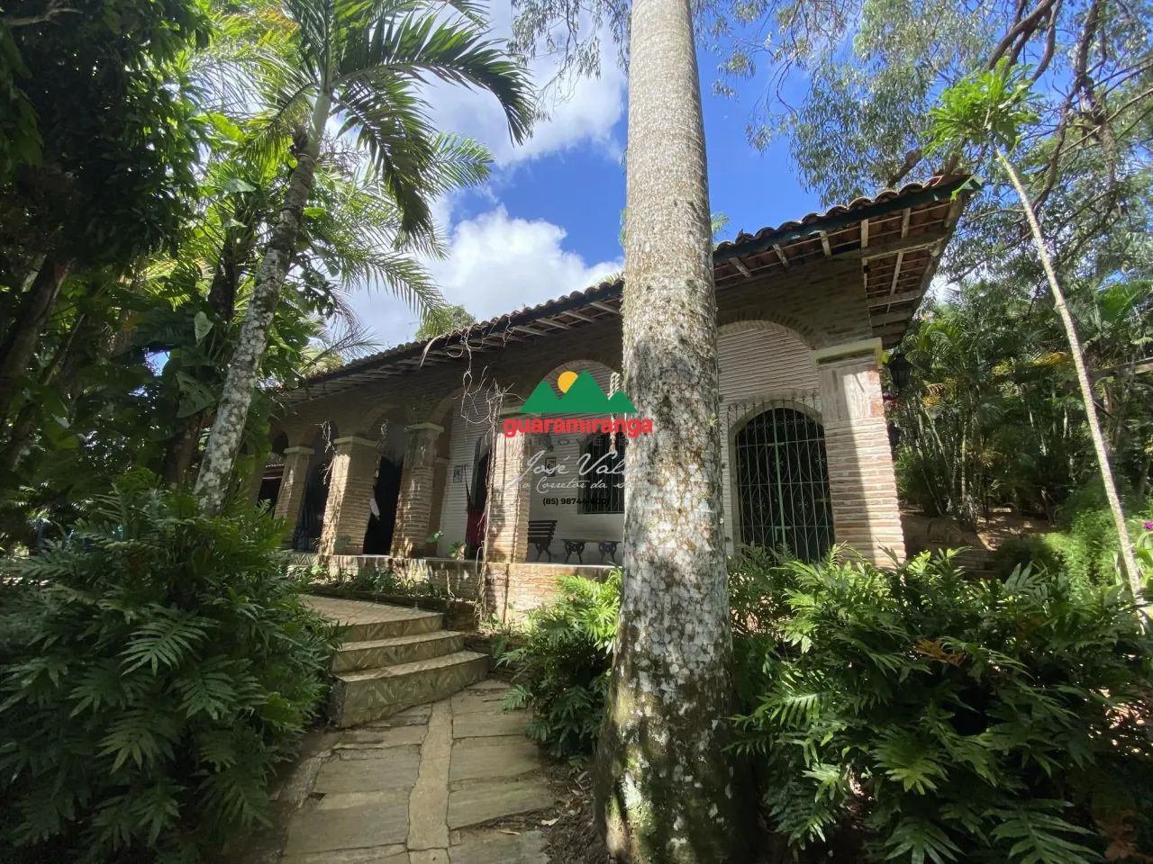 Sítio com casa de 300 m² de área construída, suíte master e uma banheira hidroma - Foto 2